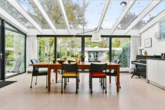 Vérandas sur mesure à Besançon : quelles options choisir ?